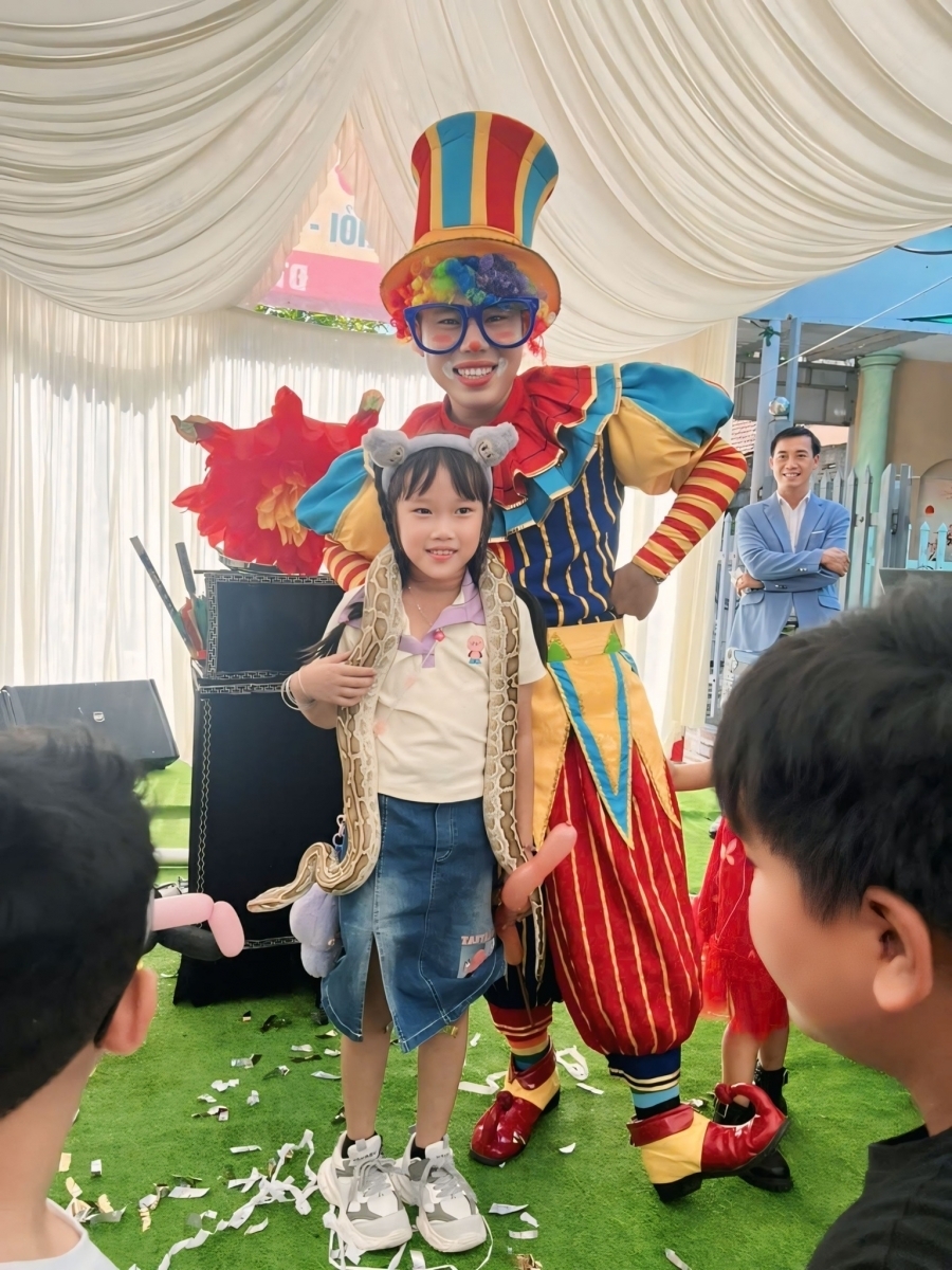 Dịch Vụ Biểu Diễn Ảo Thuật Tại Quận 2. Ảnh 1